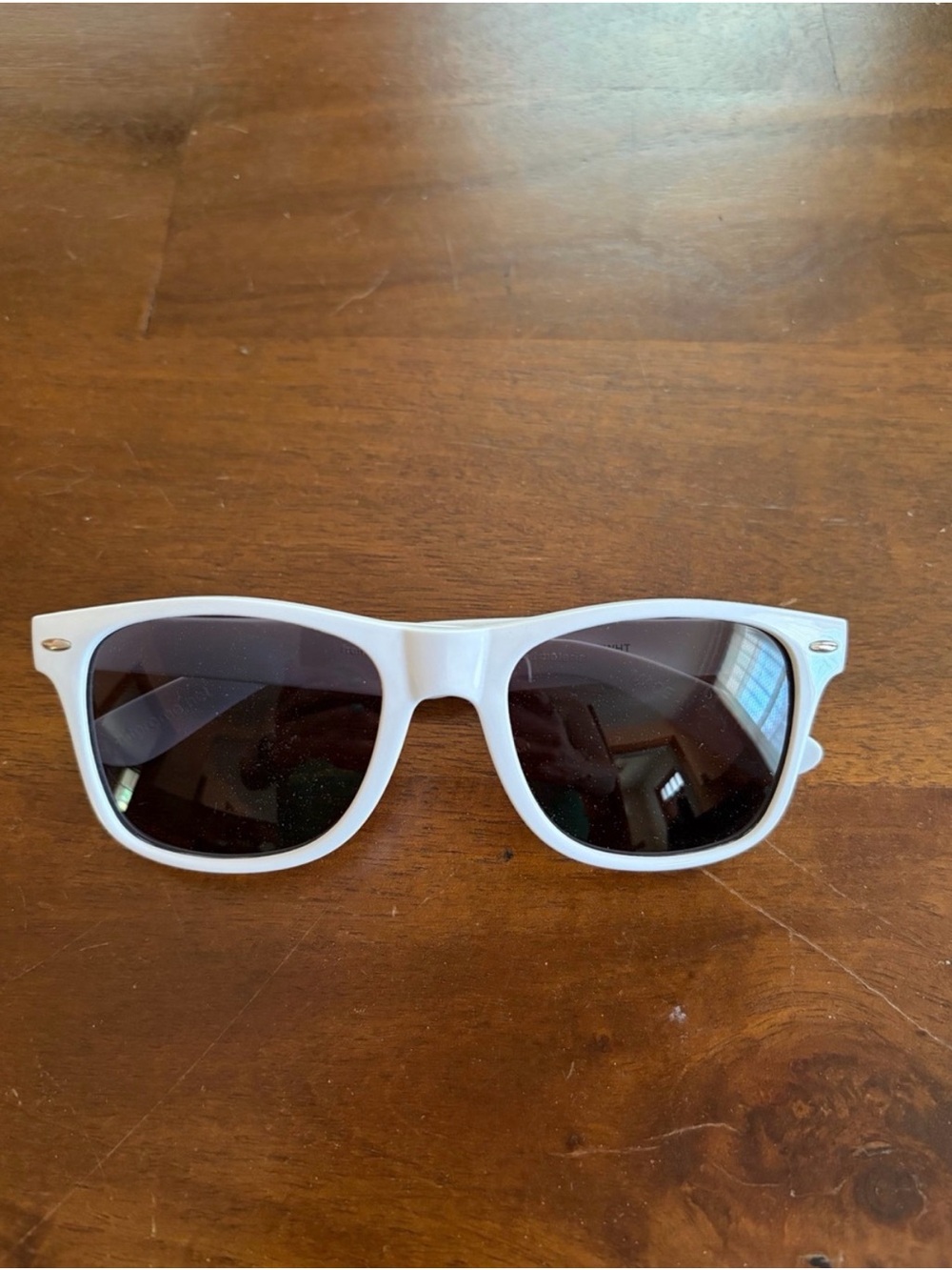 Unisex White Sunglasses - Classic UV Shades